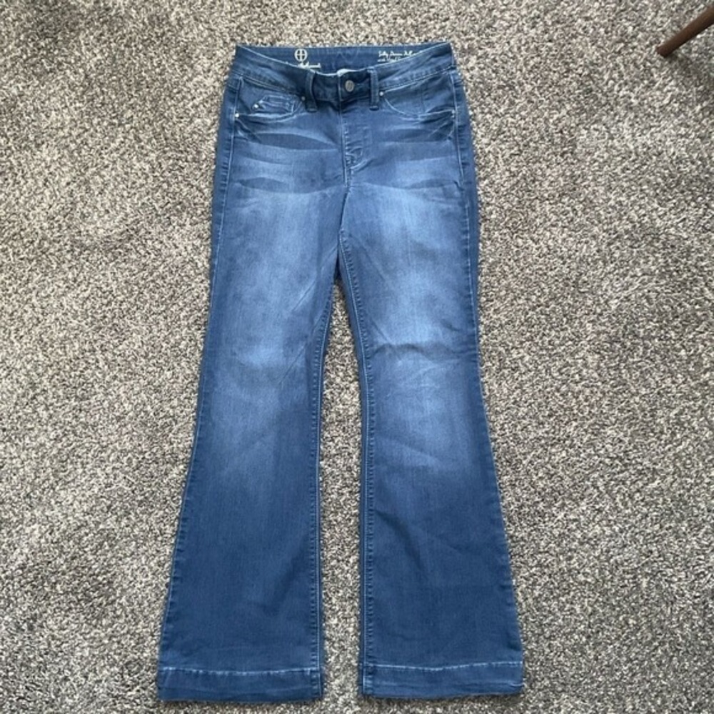 Hot In Hollywood Silky Denim Pull On Flare Jeans Size XSP Stretch 90s, Y2K Vibes